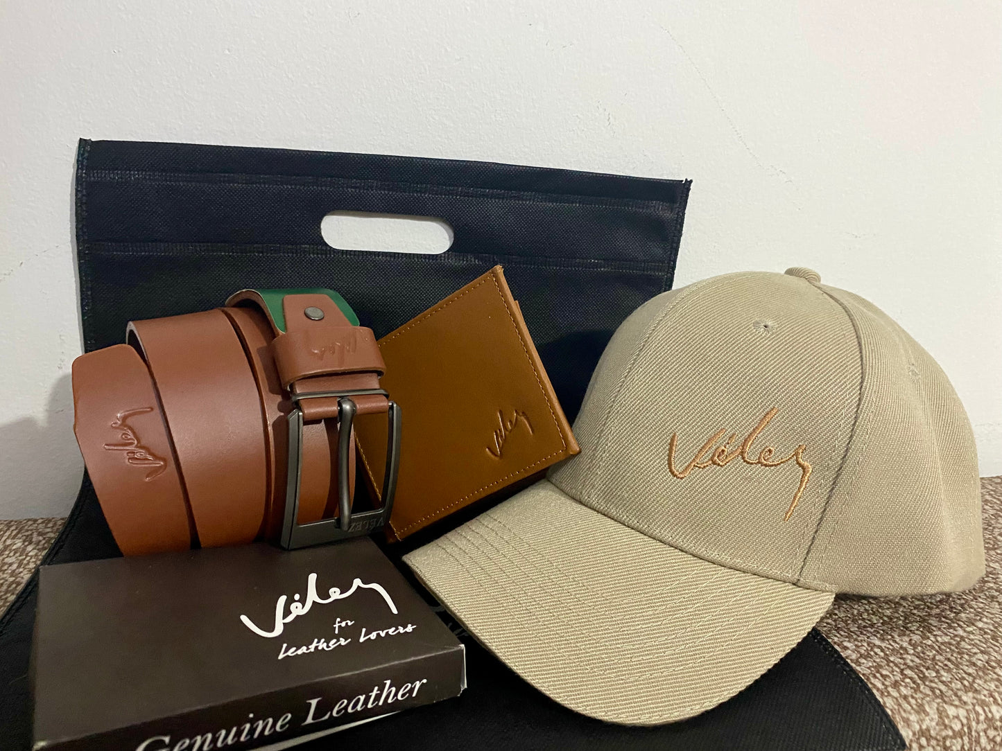 đ Combo Estilo Ejecutivo â Correa + Billetera + Gorra + Bolsa Tipo Tula